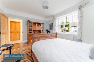 Bedroom- click for photo gallery